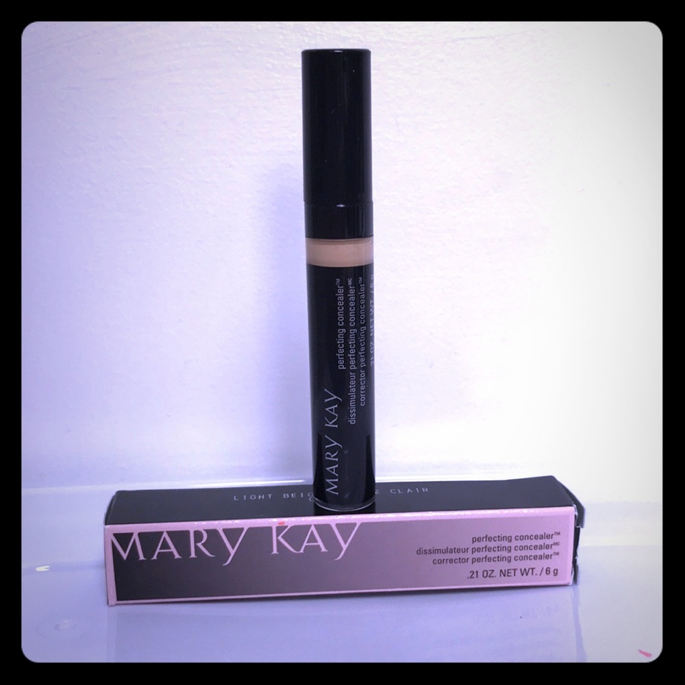 Mary Kay Perfecting Concealer-Light Beige 💕